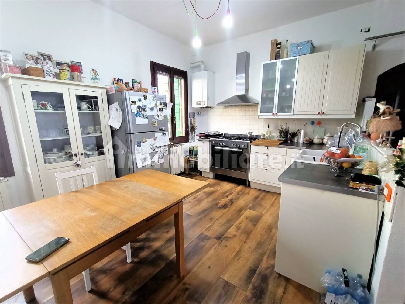 6 غرف نوم فيلا في Adria, Italy رقم 77693