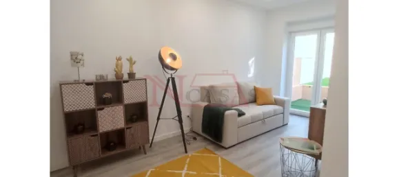1 bedroom Apartment in Lisbon, Portugal No. 104061 2