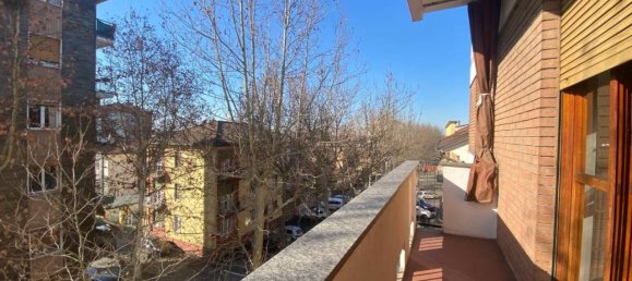 4 rooms Apartment in Voghera, Italy No. 72170 3