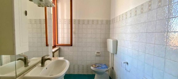 4 rooms Apartment in Voghera, Italy No. 72170 7