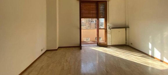 4 rooms Apartment in Voghera, Italy No. 72170 20