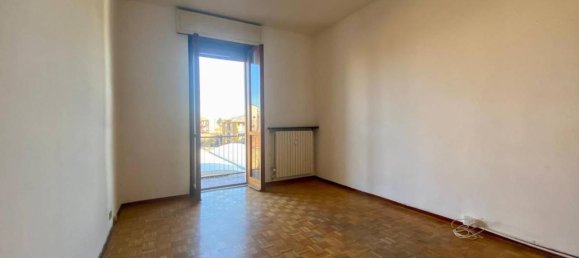 4 rooms Apartment in Voghera, Italy No. 72170 5