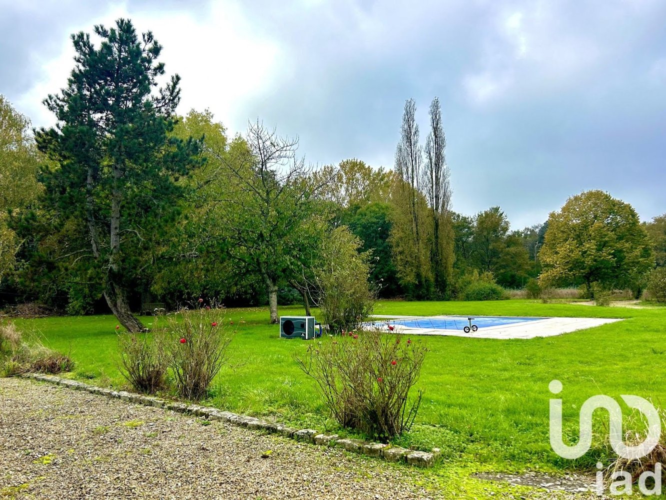 4 Schlafzimmer Haus in Montbarrois, France, Nr. 157518