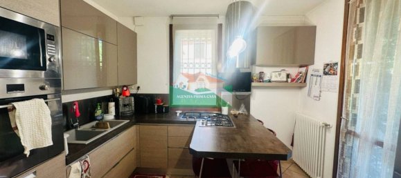 2 bedrooms House in Ravenna, Italy No. 299122 6