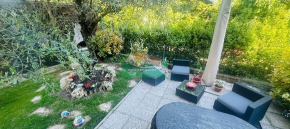 2 bedrooms House in Ravenna, Italy No. 299122 3