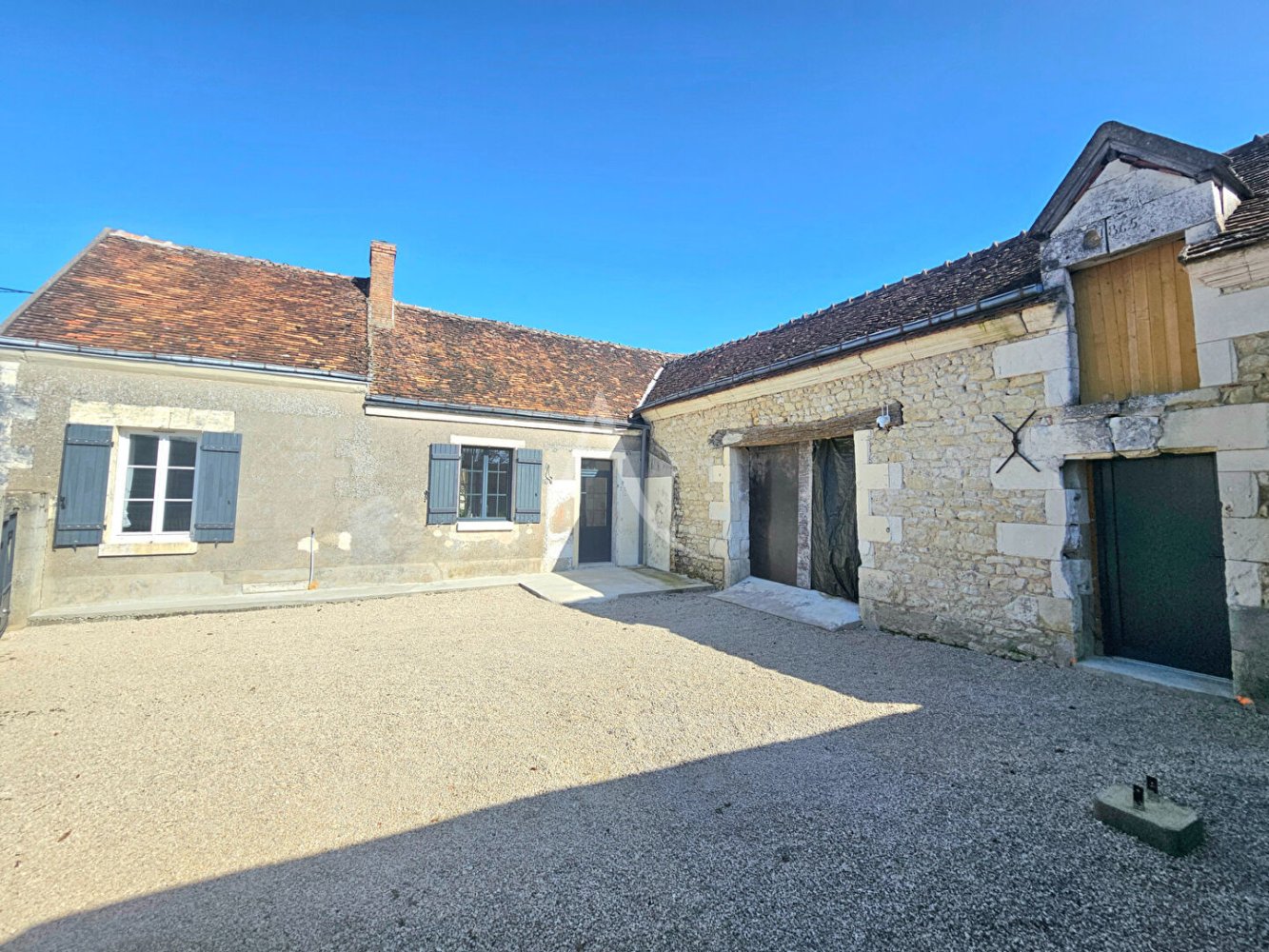 Casa de 1 dormitorio en Saint-Georges-sur-Cher, France No. 212118