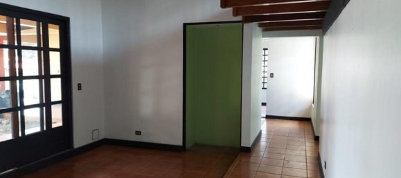 3 Schlafzimmer Haus in Santa Ana, Costa Rica, Nr. 1121 4