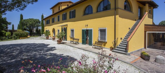 Отель, гостиница 1300м² в Черрето Гвиди, Италия № 119952 23