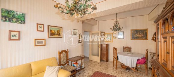 3 Schlafzimmer Wohnung in Messina, Italy, Nr. 293690 2