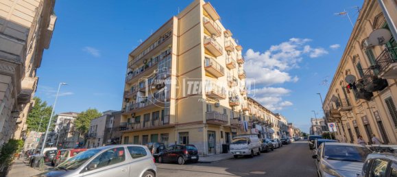 3 Schlafzimmer Wohnung in Messina, Italy, Nr. 293690 11