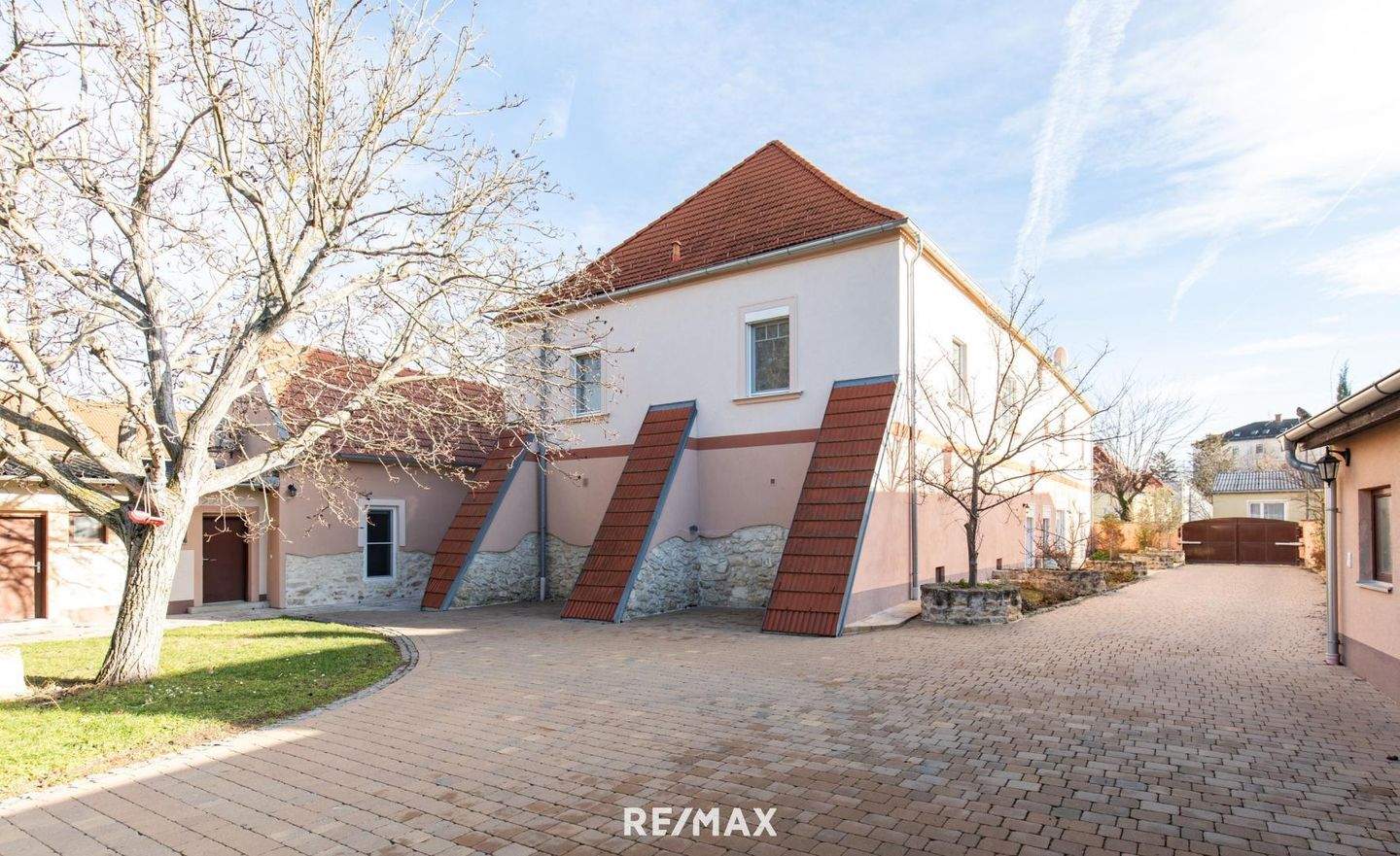 Casa de 9 habitaciónes en Wimpassing an der Leitha, Austria No. 215808