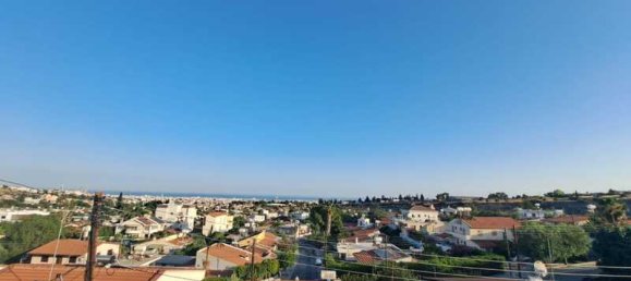 4 bedrooms House in Limassol, Cyprus No. 15996 2