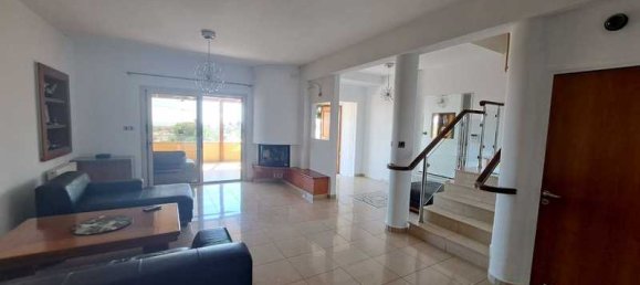 4 bedrooms House in Limassol, Cyprus No. 15996 11