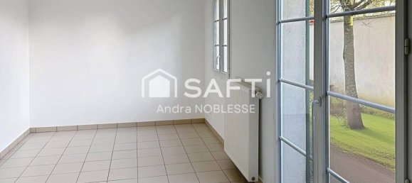 Estudio en Nanteuil-le-Haudouin, France No. 54766 5