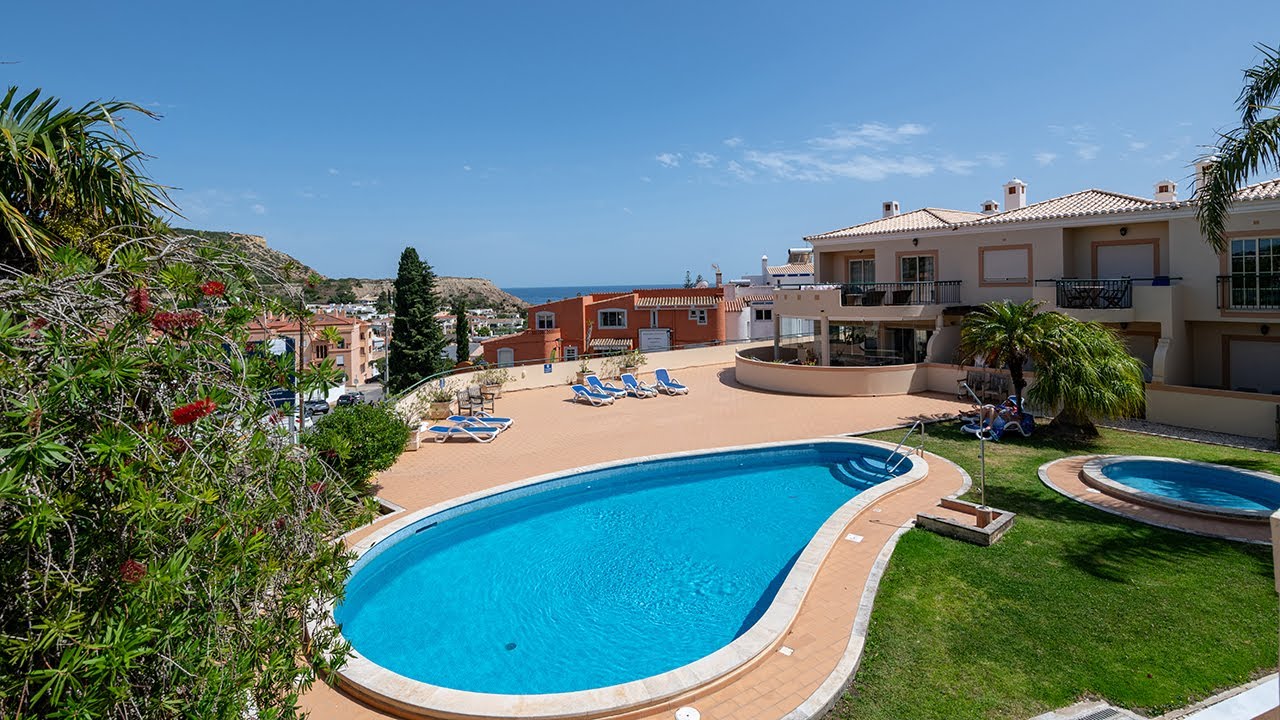 Casa de 3 dormitorios en Luz, Portugal No. 207074