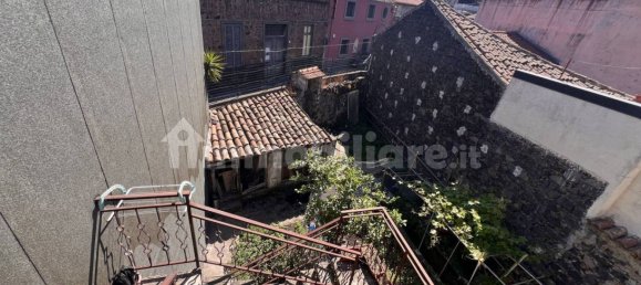 Дом с 4 спальнями в Сан Джованни ла Пунта, Италия № 294593 11