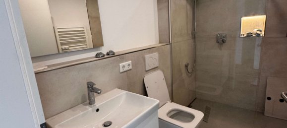 Duplex T2 em Krefeld, Germany N.º 106800 12