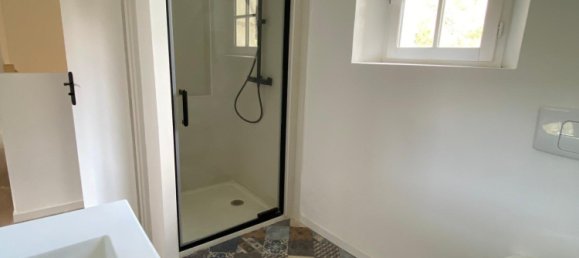 2 bedrooms House in Loches, France No. 258799 5