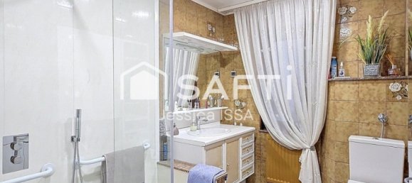 3 bedrooms House in Wittring, France No. 46672 5