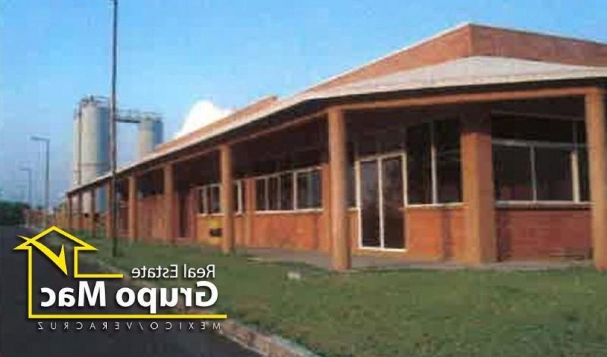 Коммерческая недвижимость 1118м² в Веракрус, Мексика № 200668