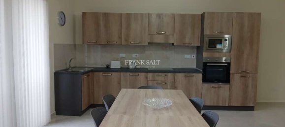 3 chambres Appartement à Victoria, Malta No. 5987 5