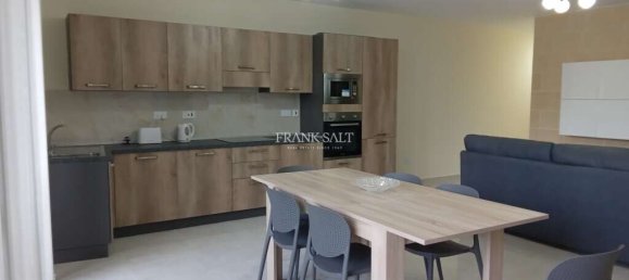 3 chambres Appartement à Victoria, Malta No. 5987 6