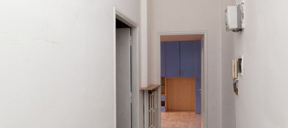 2 bedrooms Apartment in Turin, Italy No. 345512 11