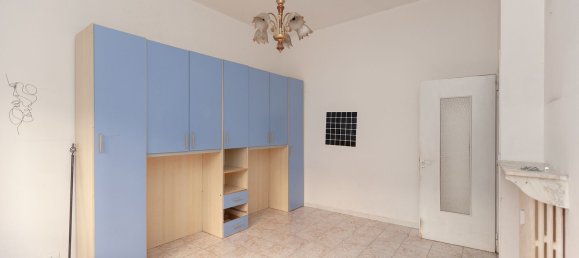 2 bedrooms Apartment in Turin, Italy No. 345512 5