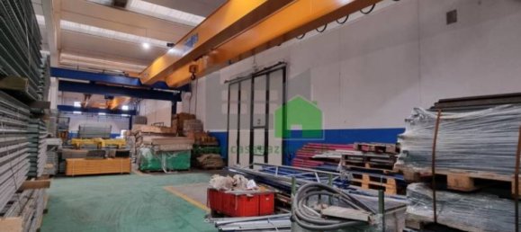 Склад с 2 комнатами в Пессано кон Борнаго, Италия № 81061 15