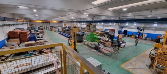 Склад с 2 комнатами в Пессано кон Борнаго, Италия № 81061 29