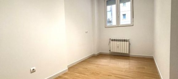 Apartamento T6 em Madrid, Spain N.º 124641 10