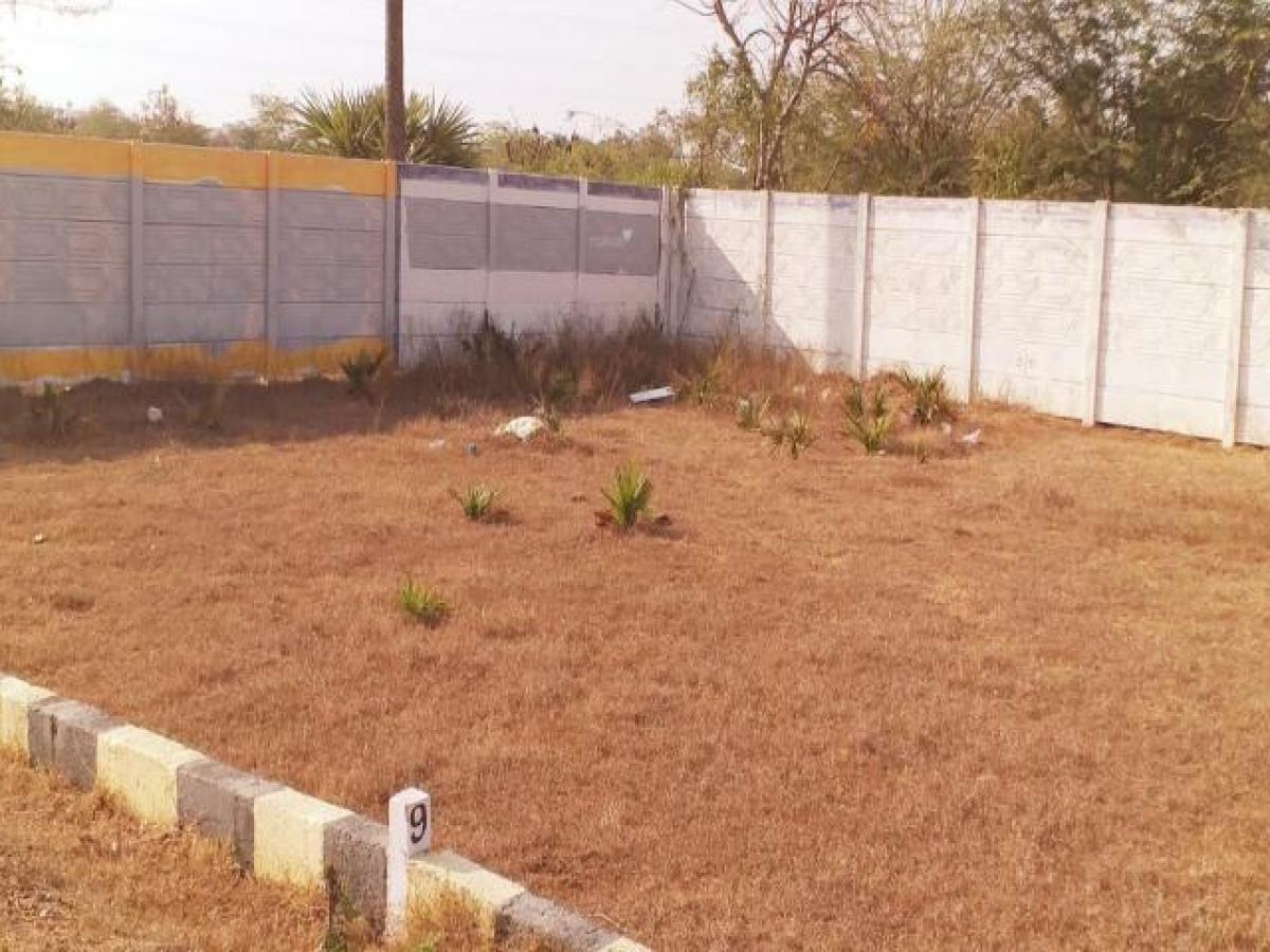  Land in Chennai, India No. 31387