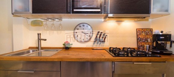 2 bedrooms Apartment in Prato, Italy No. 352053 5