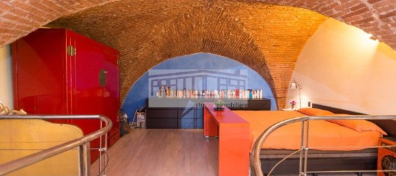 2 bedrooms Apartment in Prato, Italy No. 352053 8