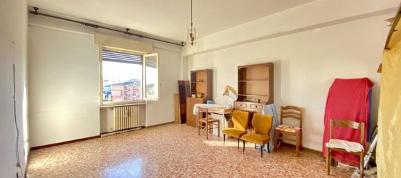 3-salle Appartement à Stradella, Italy No. 197330 7