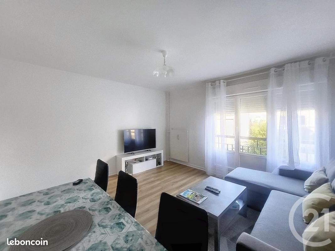 2 chambres Appartement à Troyes, France No. 233285