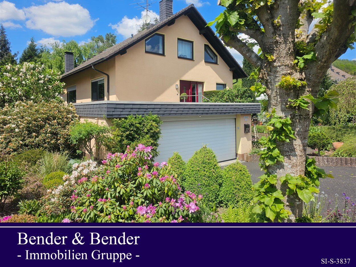 8 rooms House in Siegen-Wittgenstein, Germany No. 123039