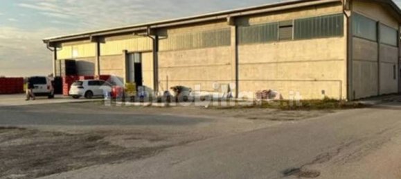 1غرفة مستودع في Sant'Angelo Lodigiano, Italy رقم 261770 2