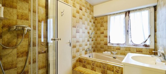 4 Schlafzimmer Villa in Chatenay-Malabry, France, Nr. 121383 8