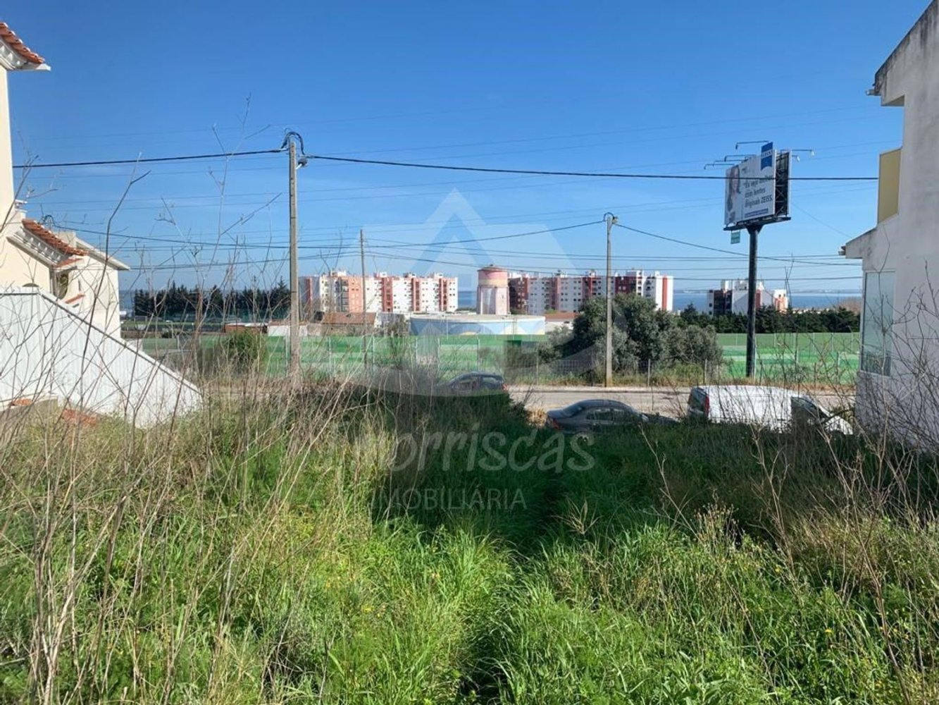 Grundstück in Loures, Portugal, Nr. 233197