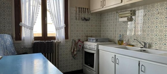 Casa de 3 dormitorios en Montmorency, France No. 175757 3