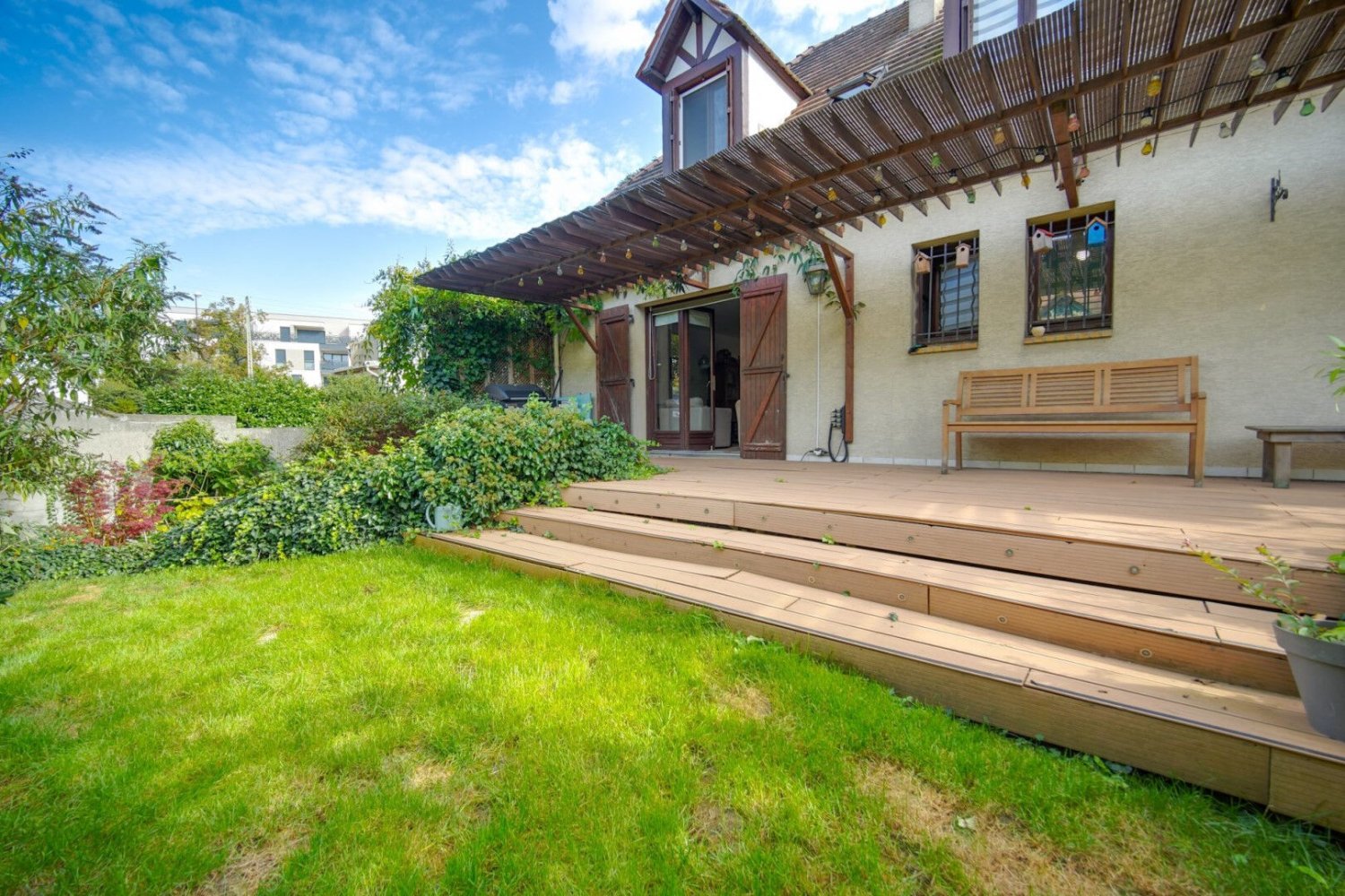 4 Schlafzimmer Haus in Livry-Gargan, France, Nr. 186823