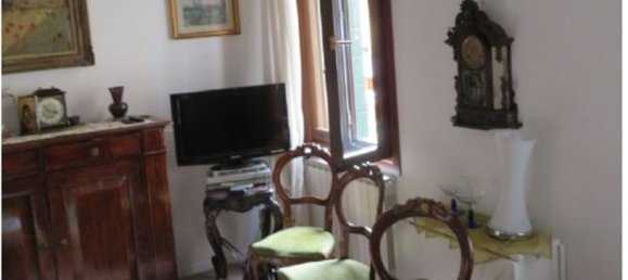 3 rooms Apartment in Venice, Italy No. 15468 10