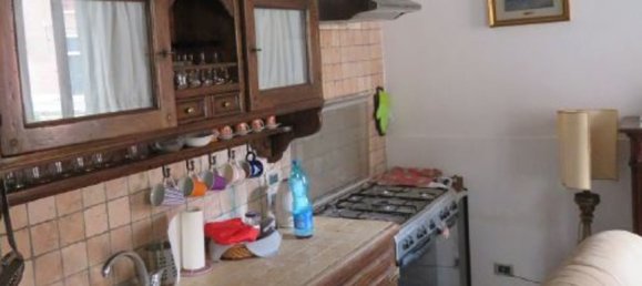 3 rooms Apartment in Venice, Italy No. 15468 9