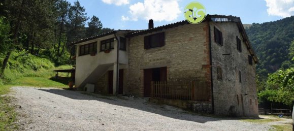 Casa de 4 dormitorios en Gubbio, Italy No. 66646 26