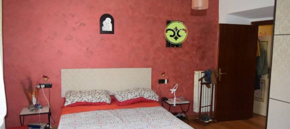 Casa de 4 dormitorios en Gubbio, Italy No. 66646 16