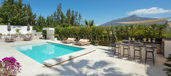 5 Schlafzimmer Villa in Marbella, Spain, Nr. 95225 11