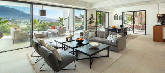 5 Schlafzimmer Villa in Marbella, Spain, Nr. 95225 3