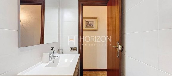 Apartamento de 2 dormitorios en Horta-Guinardó, Spain No. 168725 16