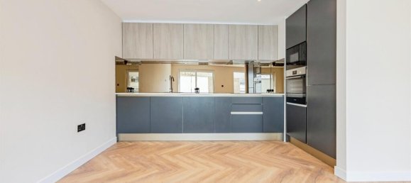 1 Schlafzimmer Wohnung in Bushey, United Kingdom, Nr. 6238 2